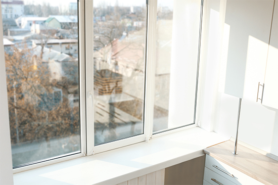 窓・サッシ